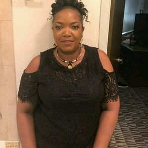 Meet your Posher, Sherna